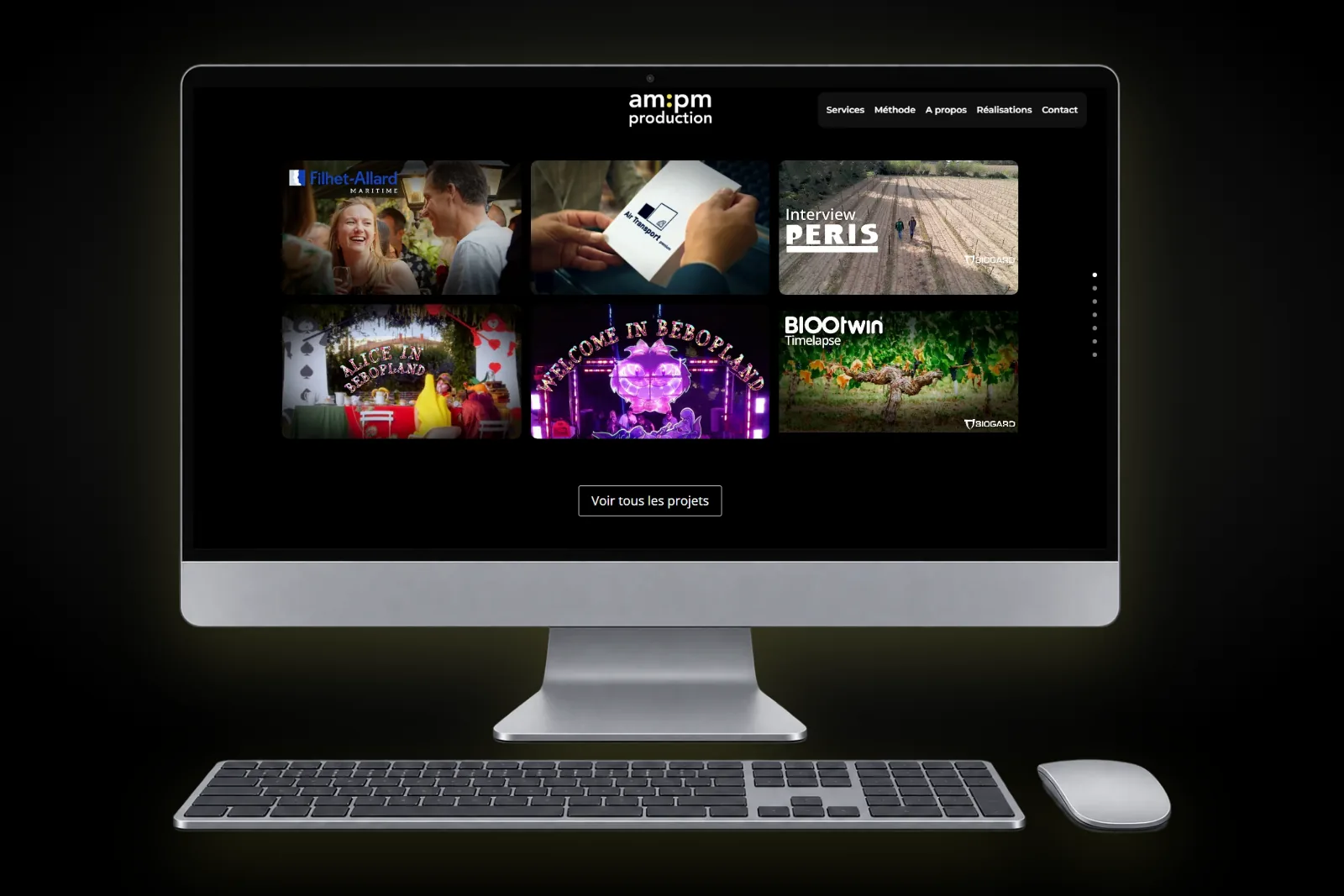Site internet ampm production — production audiovisuelle en Gironde Site internet de ampm production, production audiovisuelle en Gironde, affiché sur un ordinateur de bureau