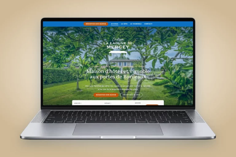 Site internet du Château La Lagune de Mercey, chambres d'hôtes et vignoble à Saint-André-de-Cubzac, affiché sur un ordinateur portable