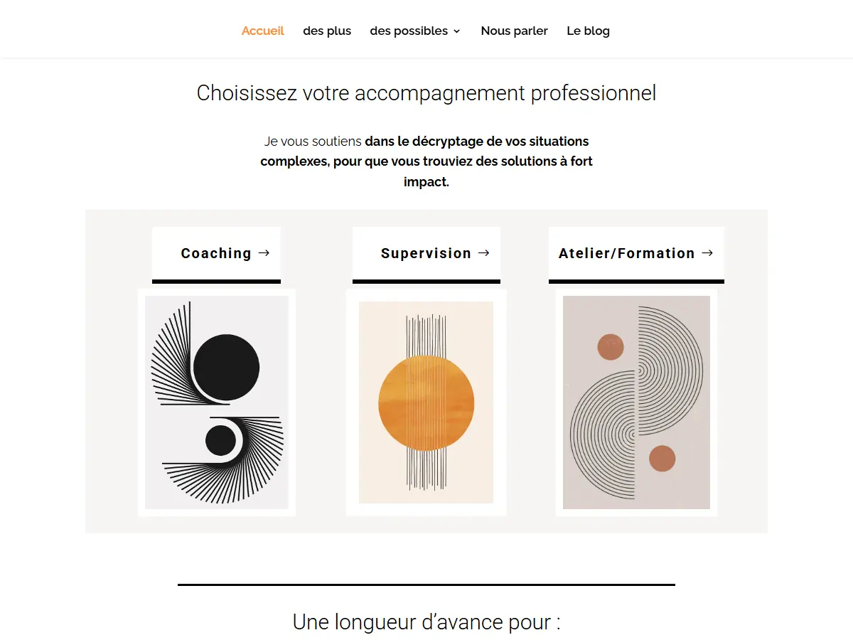 Section « Choisissez votre accompagnement professionnel » : coaching, supervision et atelier-formation, chacun illustré par une œuvre abstraite