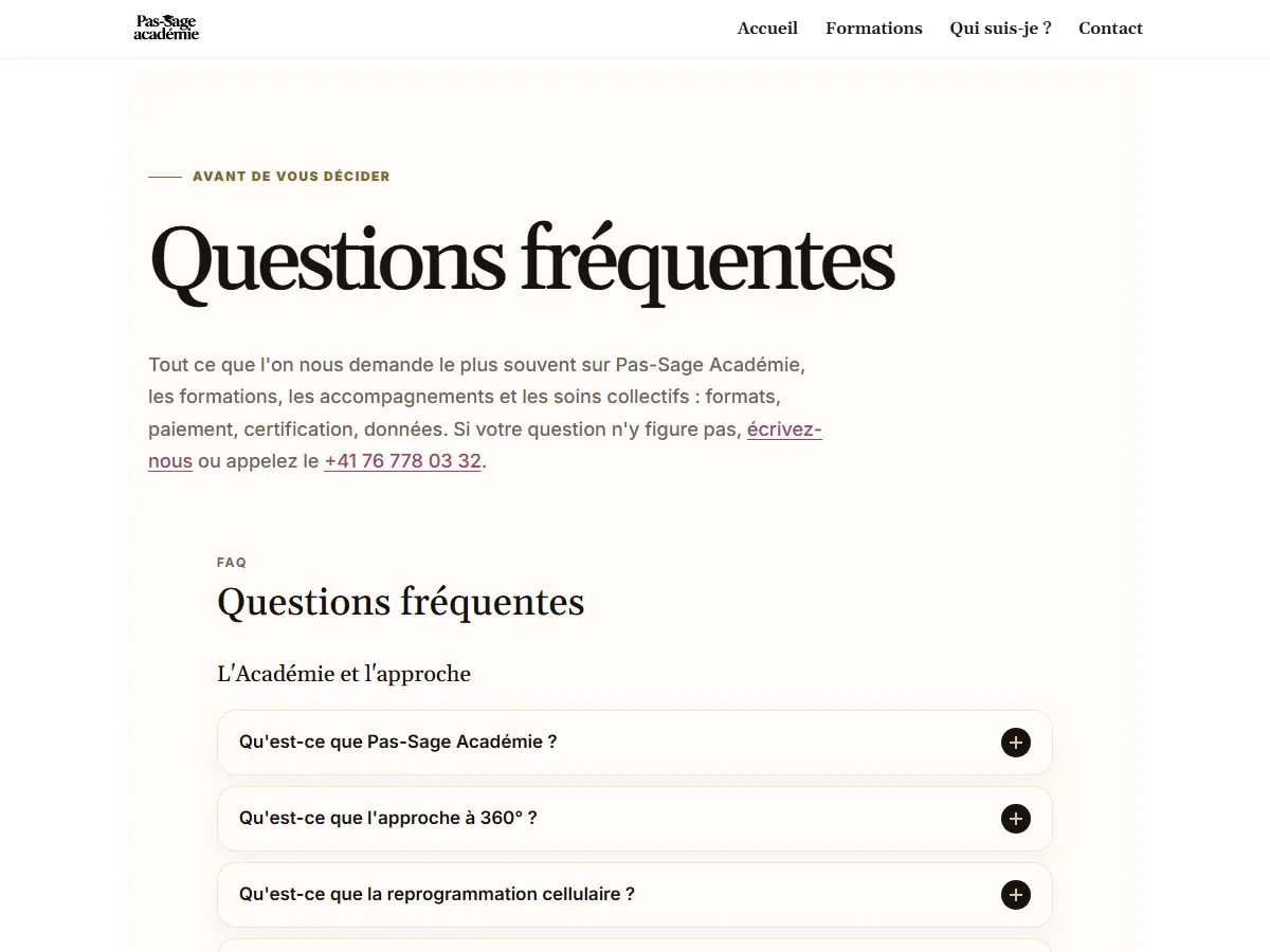 Page Questions fréquentes de Pas-Sage Académie : questions en accordéons, classées par thème